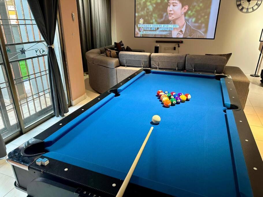 Cozy Holiday Home Karaoke Bbq Bukit Indah Jb Джохор-Бару Екстер'єр фото