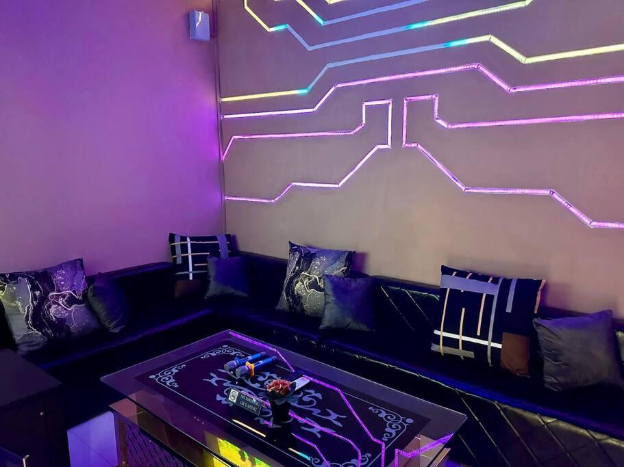 Cozy Holiday Home Karaoke Bbq Bukit Indah Jb Джохор-Бару Екстер'єр фото