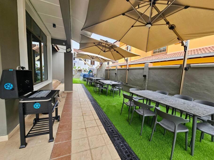 Cozy Holiday Home Karaoke Bbq Bukit Indah Jb Джохор-Бару Екстер'єр фото