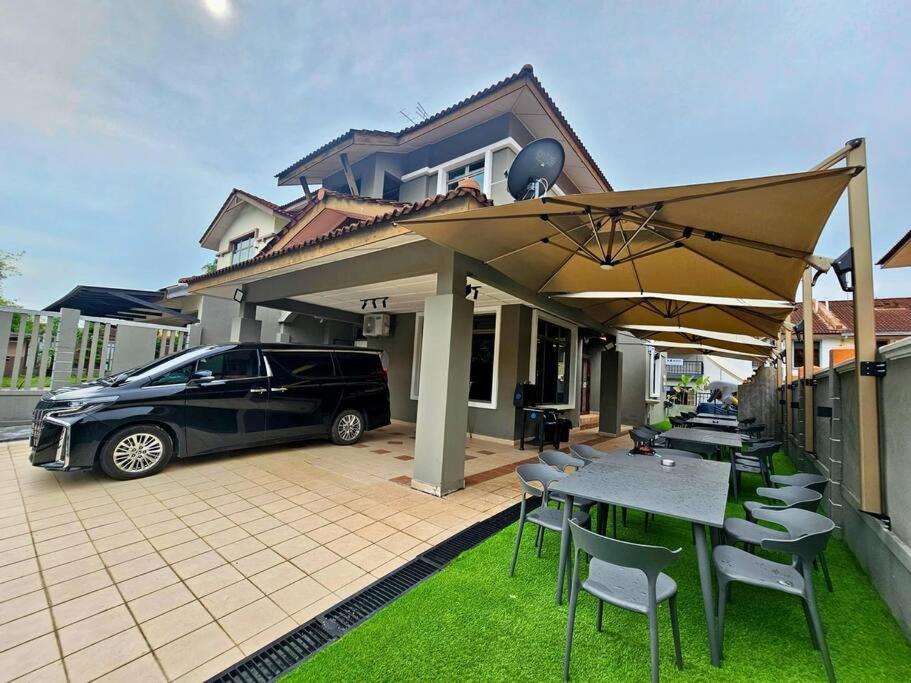 Cozy Holiday Home Karaoke Bbq Bukit Indah Jb Джохор-Бару Екстер'єр фото